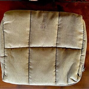 Cloth & Paper brown puffer pouch